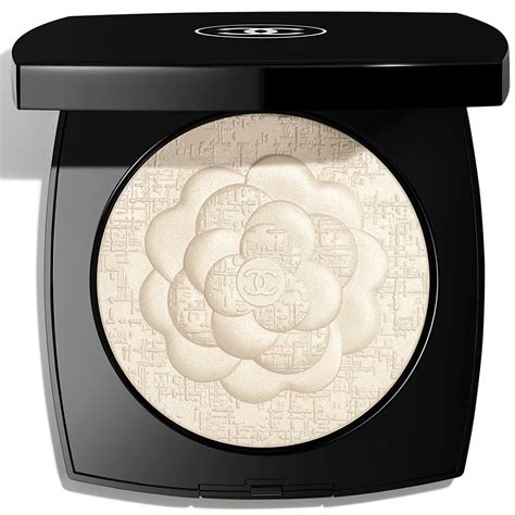 camelia de chanel illuminating powder|OVERSIZE ILLUMINATING POWDER .